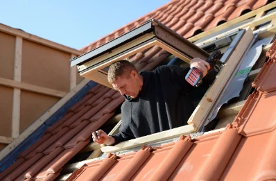 Pose de fenêtres de toit Velux à Bourville